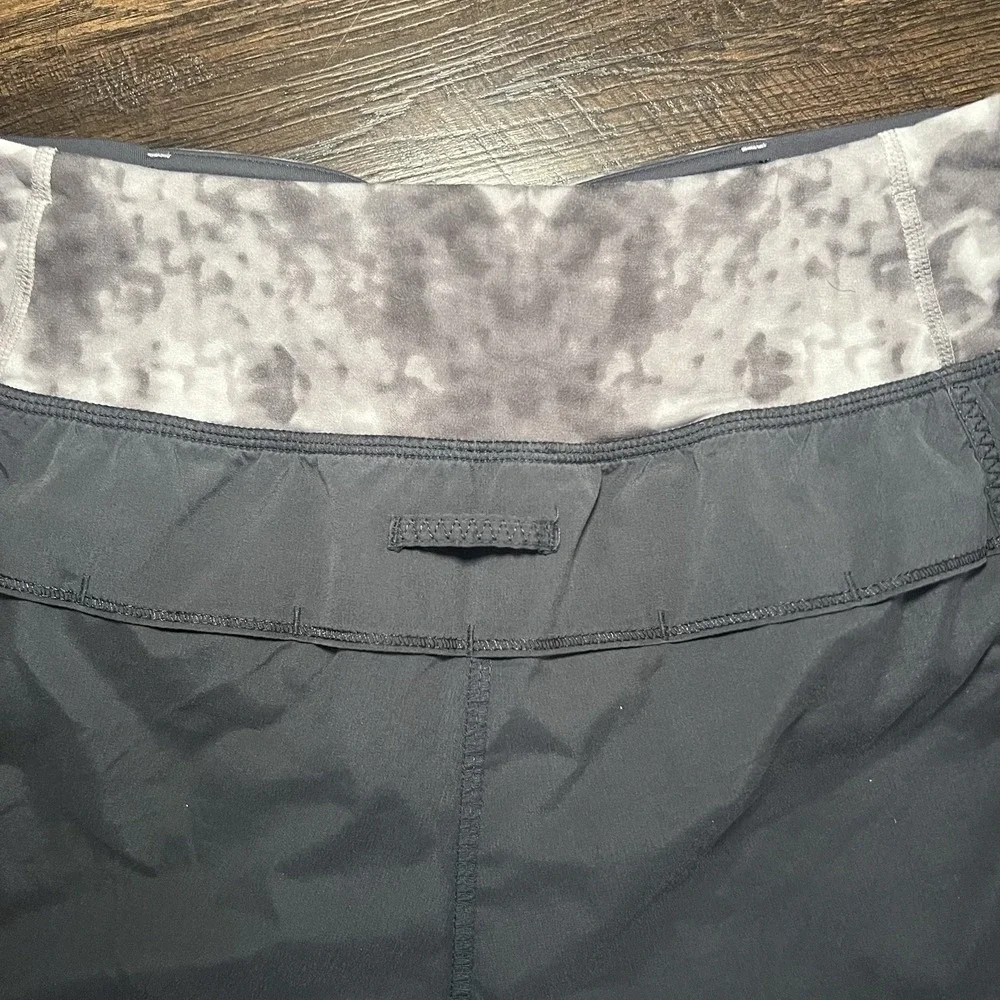 Lululemon Womens Size 6 Athletica Running Shorts Brief Liner Gray - Picture 4 of 11